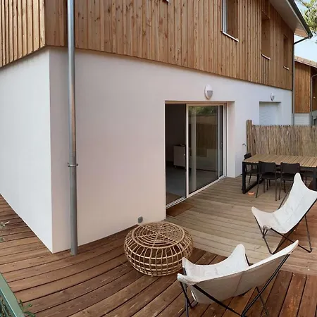 Villa Résidence Cano - Maison 4 Pièces Neuve, à Louer à Deux Pas Des Plages Sud Mae-2741